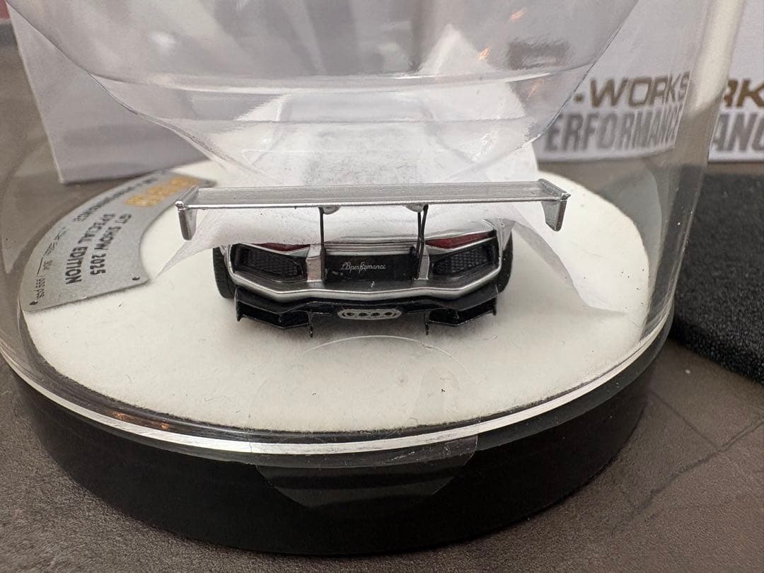 PGM 1/64 LBWK ランボルギーニ・アヴェンタドール