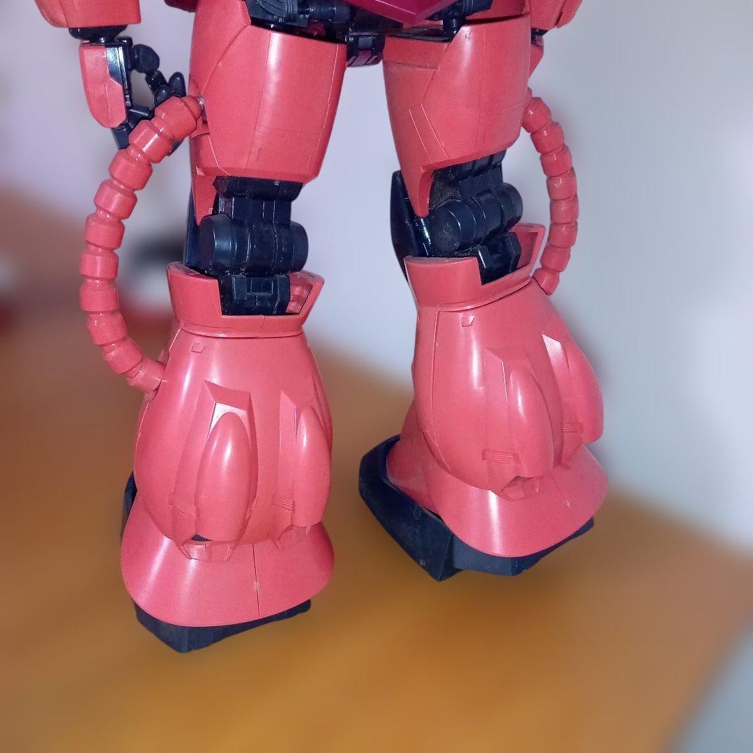 PG 1/60 MS-06S シャア専用ザクⅡ＆機動戦士ガンダム完成品　ガンプラ