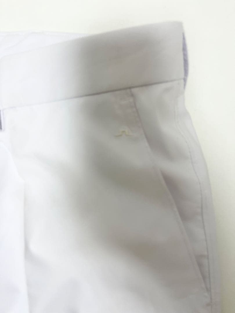 【新品‼️】定価2.4万 J.LINDEBERG ゴルフ　白　ジェイリンドバーグ