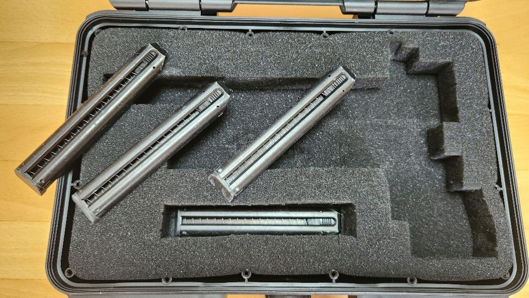 東京マルイ　電動　グロック　G18C