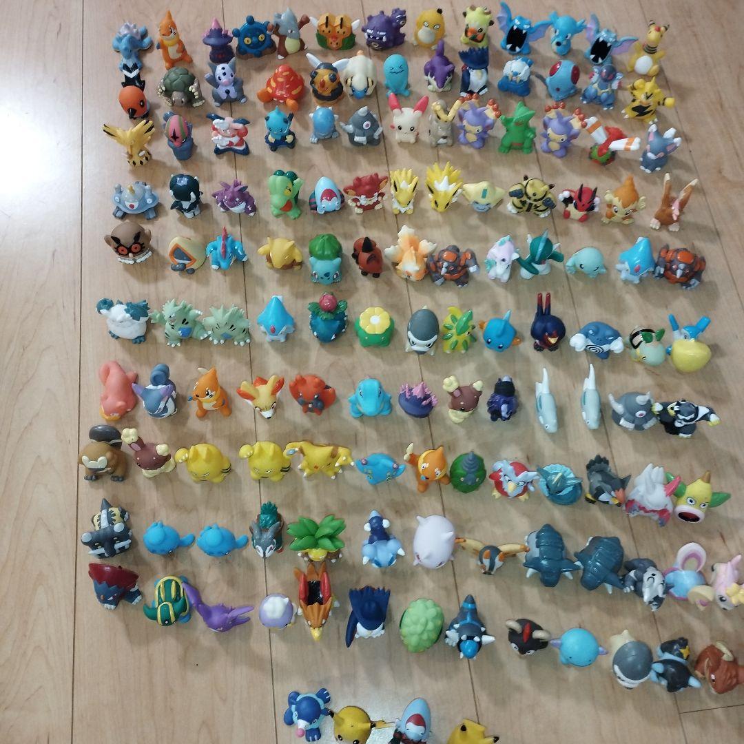 モンコレ　ポケモンキッズ等　ポケットモンスター　フィギュア　134体　まとめ売り