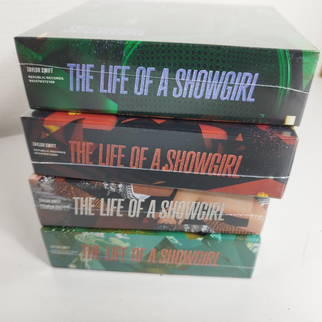 テイラースウィフト デラックス CD セット 新品 アクセサリー Th hqS1