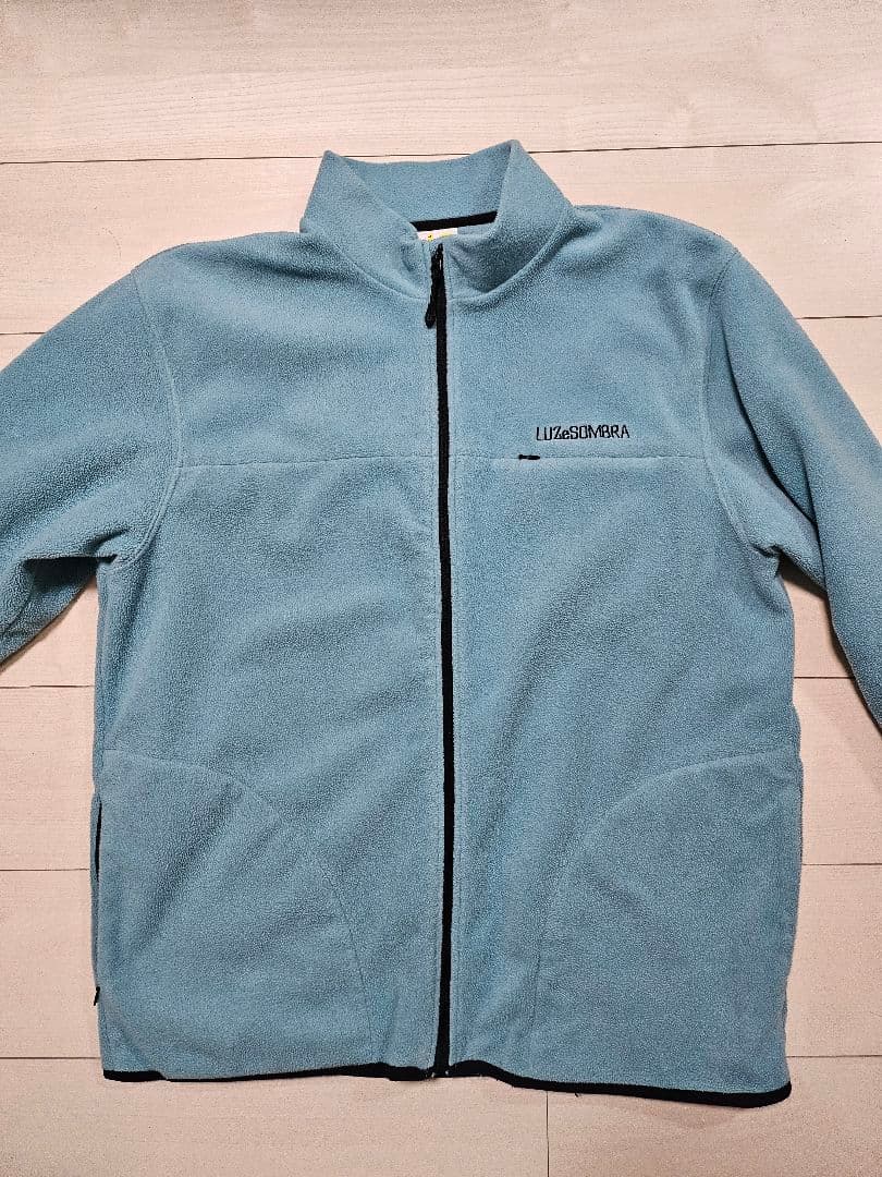 ルースイソンブラ フリース Lサイズ