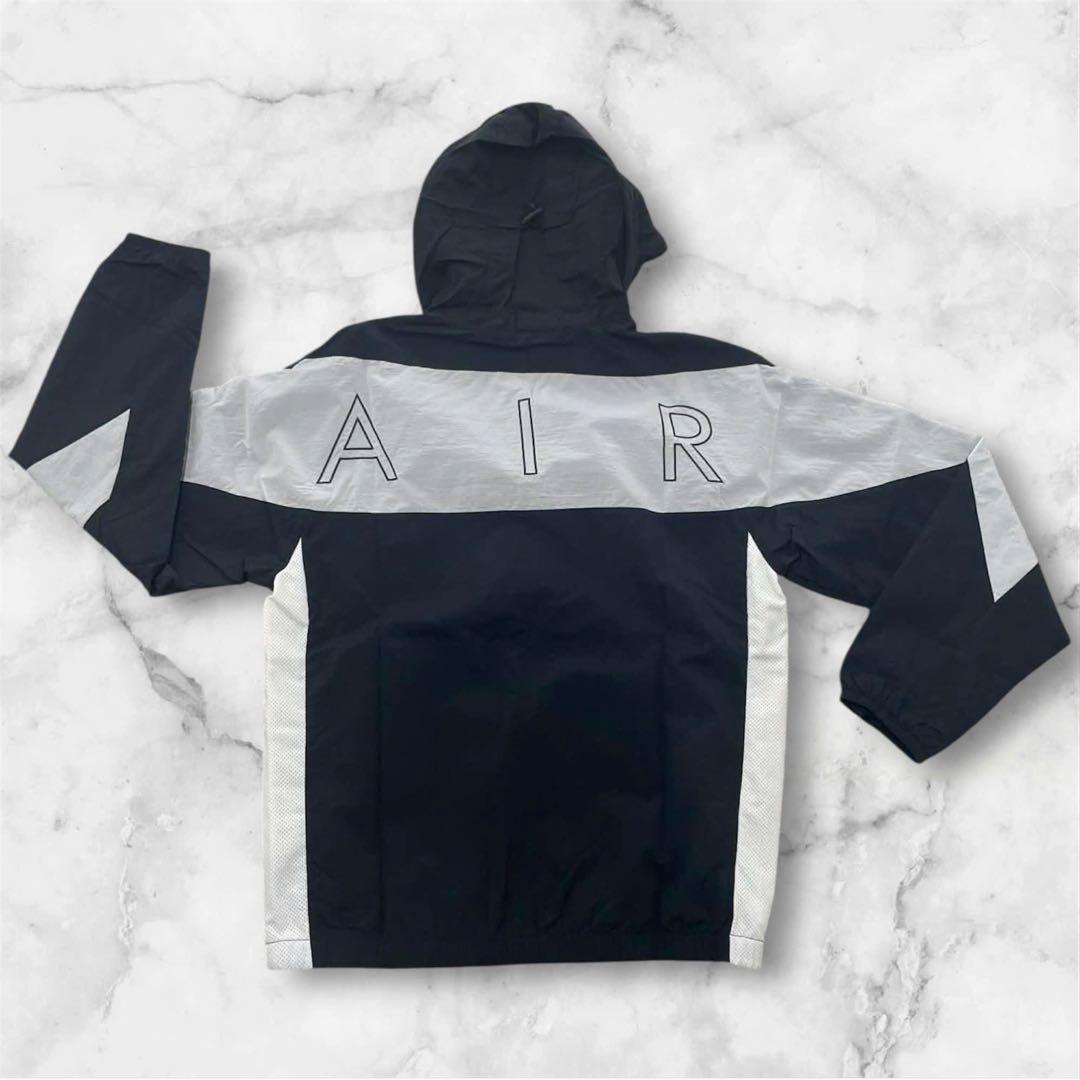 Nike AIR ウィンドブレーカー 黒/白 フード付き