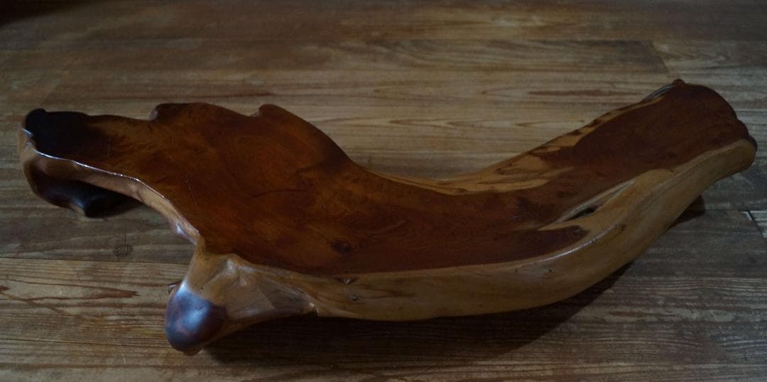 老楠一枚板 花台 小卓飾台 盆栽台 香炉台 自然体 刳り貫き三足重さ3.7ｋg★