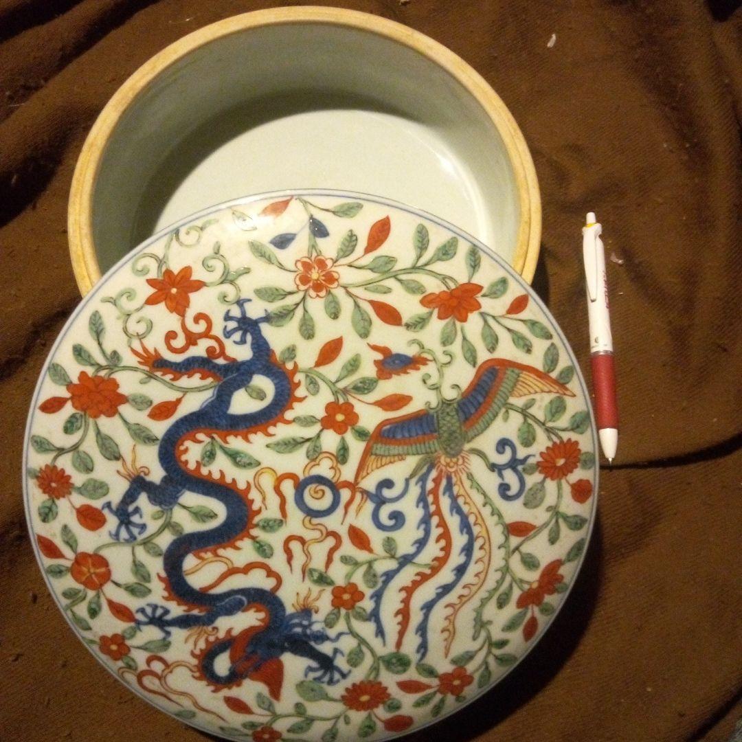 中国陶磁器　明萬歴赤絵　合子