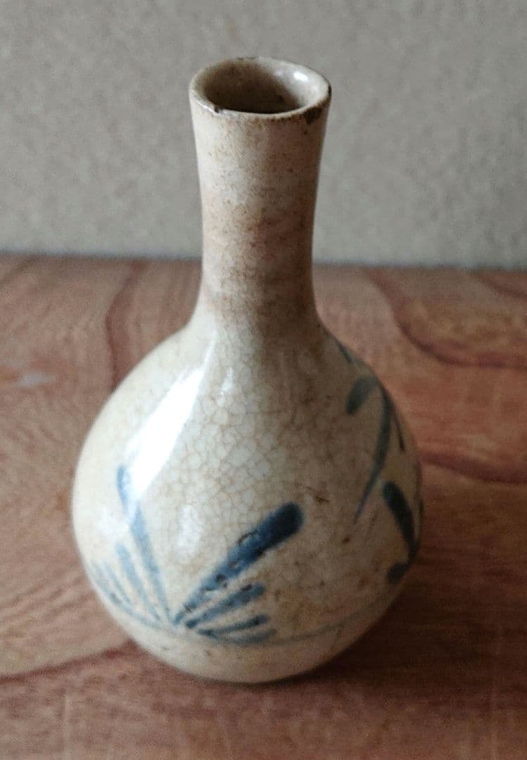 古伊万里一輪差し 青い絵付け