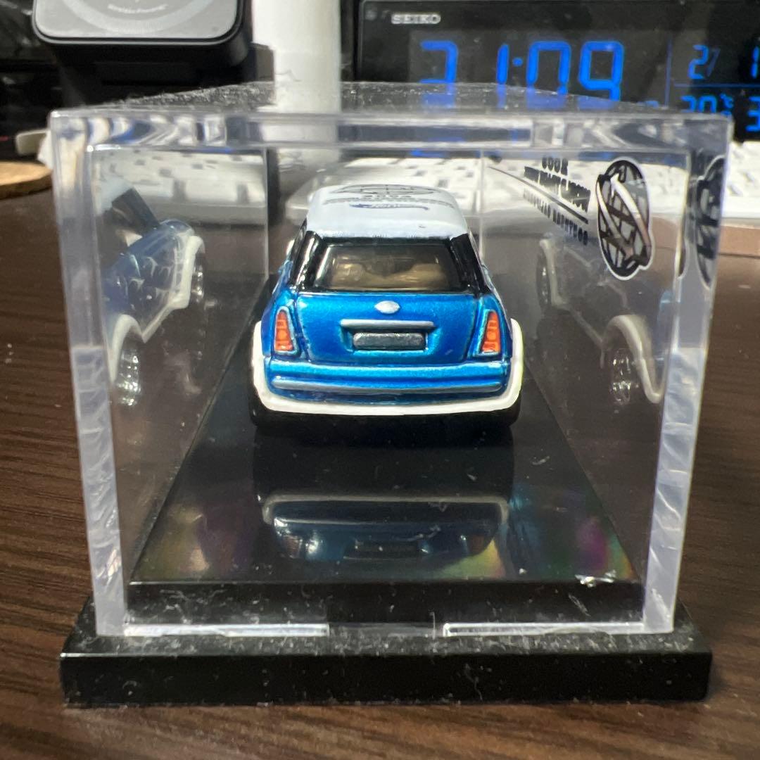 ミニカー HOTWHEELS 2003 WORLD TRADE WEEK MINI