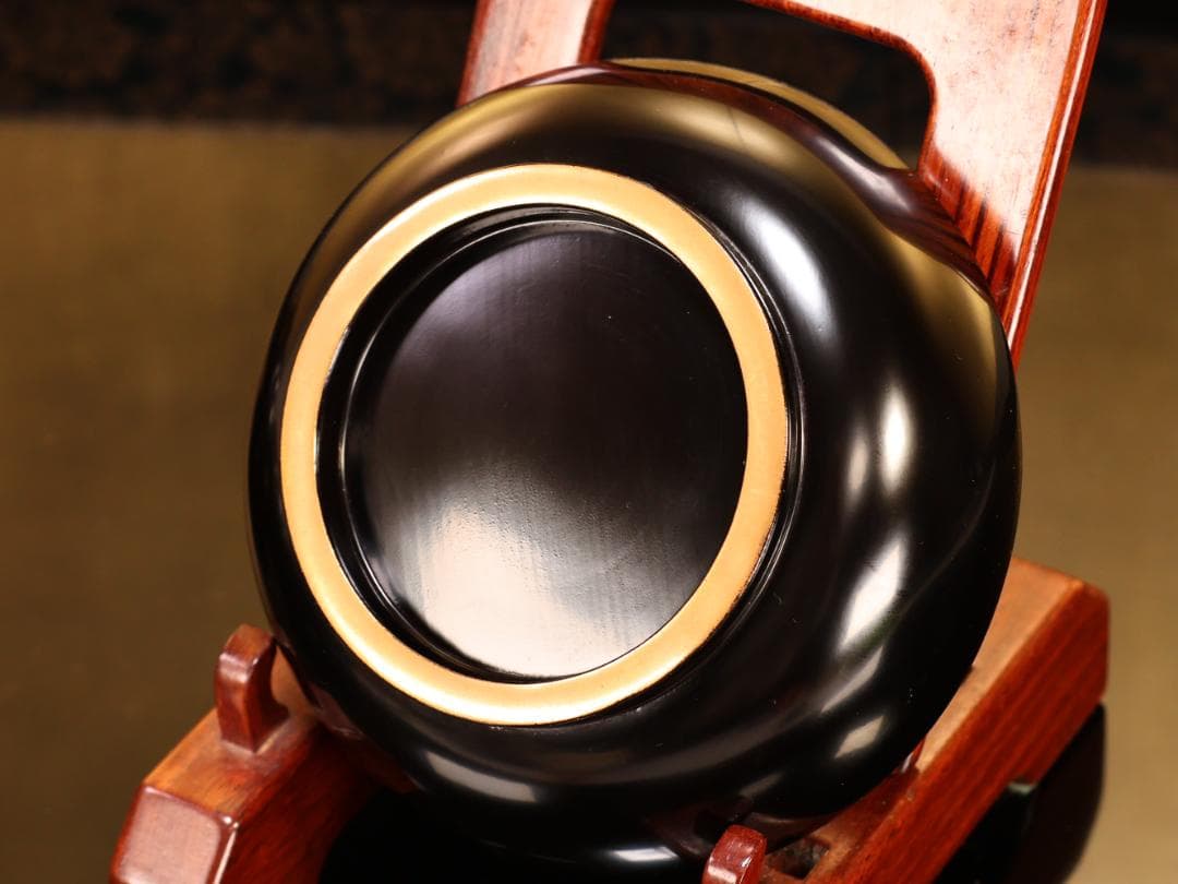 BJ018　輪島塗　布着堅地　盛岡庄五郎 作　縁金 草花金蒔絵椀　二客　木製