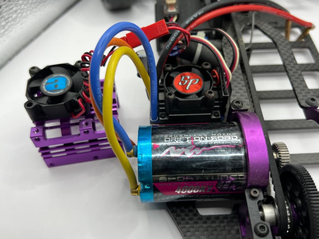 【SALE】HPI サイクロン TC ジャンク品【ドリフト仕様】