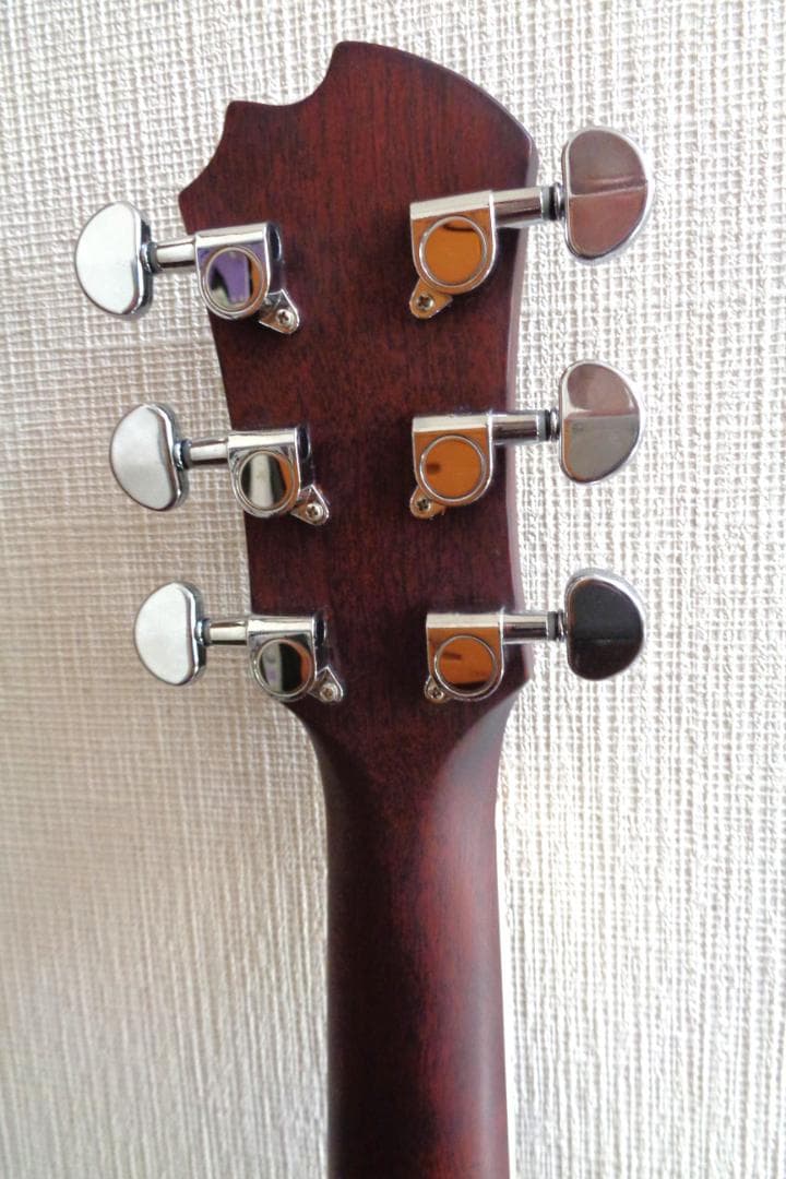 James J-300A　チューナー、カポ、ギターケース付属　美品！　アコギ