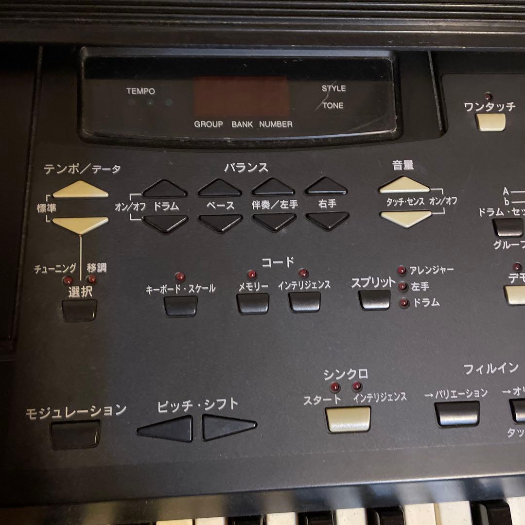 ROLAND E-14 取説が無いのでPDFをダウンロードしてください。