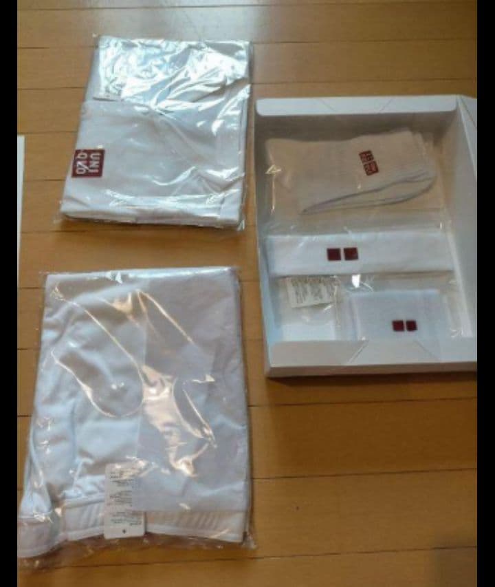 た*み様 フェデラー　UNIQLO　移籍記念 プレミアユニクロセット