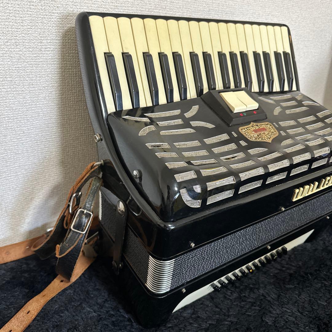 TOMBO No.52 アコーディオン 鍵盤楽器 ケース付属 黒