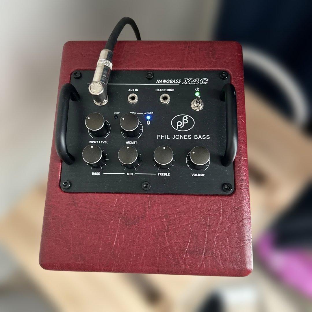 PHIL JONES BASS X4C ベース用アンプ PJB X4C