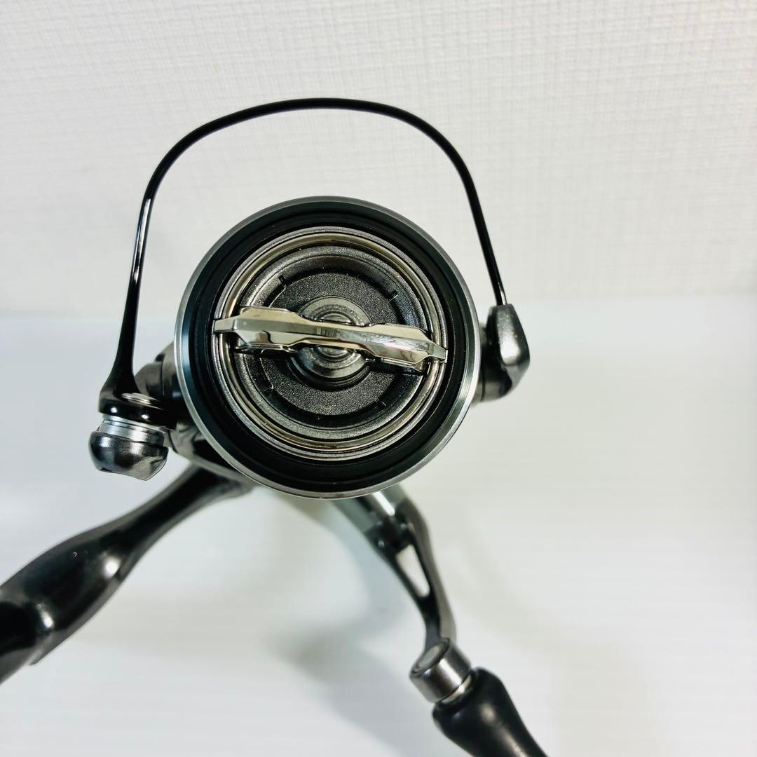 【美品】シマノ 21 コンプレックス XR C2000 F4 HG