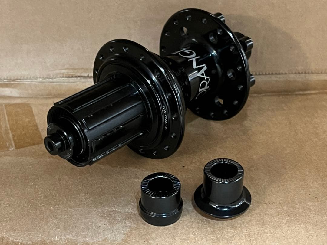 VELO ORANGE Disc ハブ Blackリア