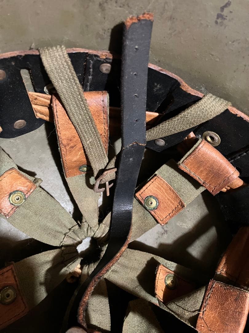 軍用ヘルメット