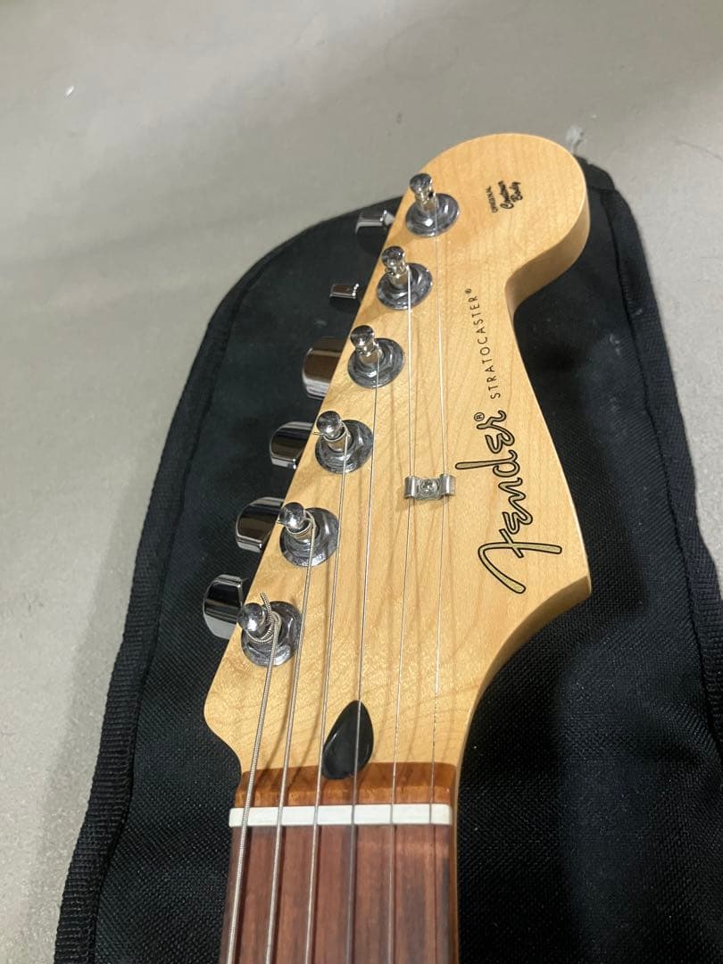 【値下げ】Fender Player Stratocaster Plus Top