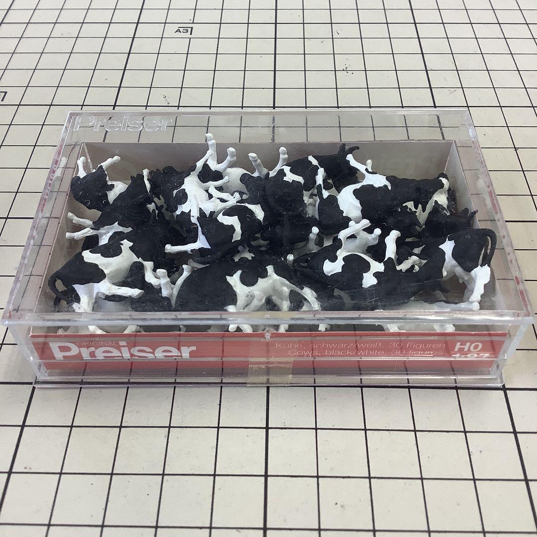 Preiser 14408 牛 1:87