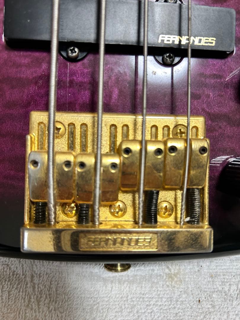 Fernandes エレキベース 紫 4弦