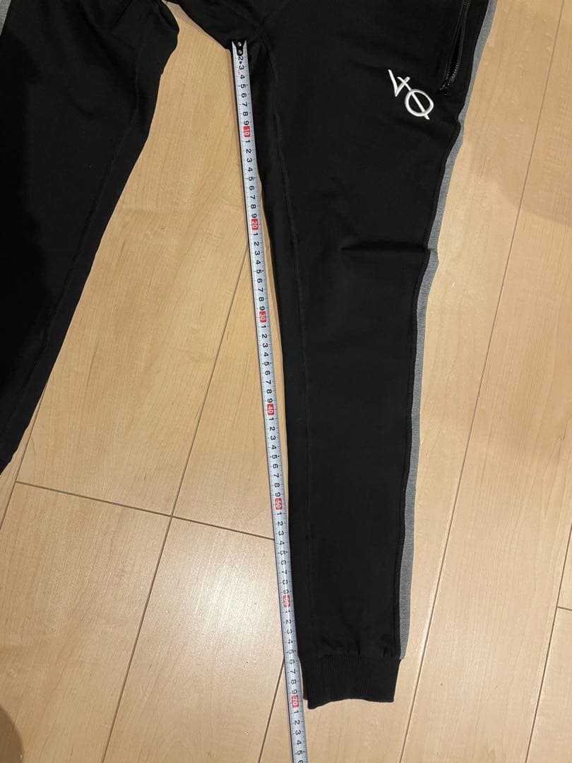 vanquish fitness パーカー　ジョガーパンツ