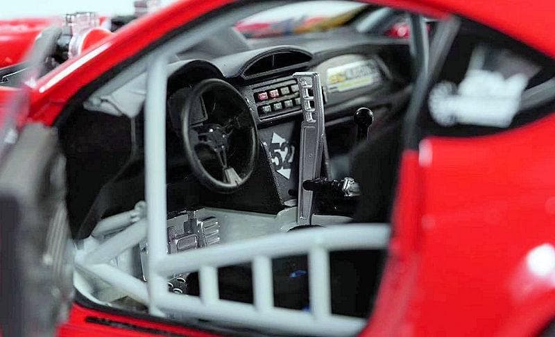 セール DCM 1/18 トヨタ GT4586