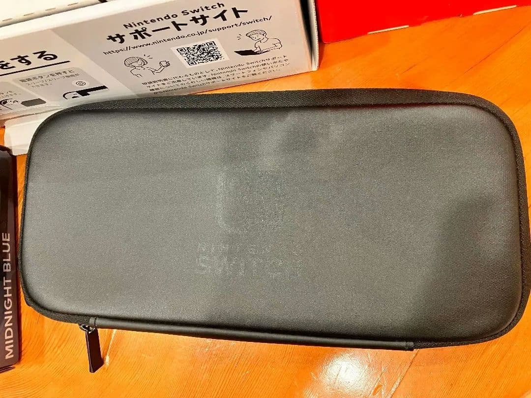 Nintendo Switch Lite ピンク/イエロー/パープル