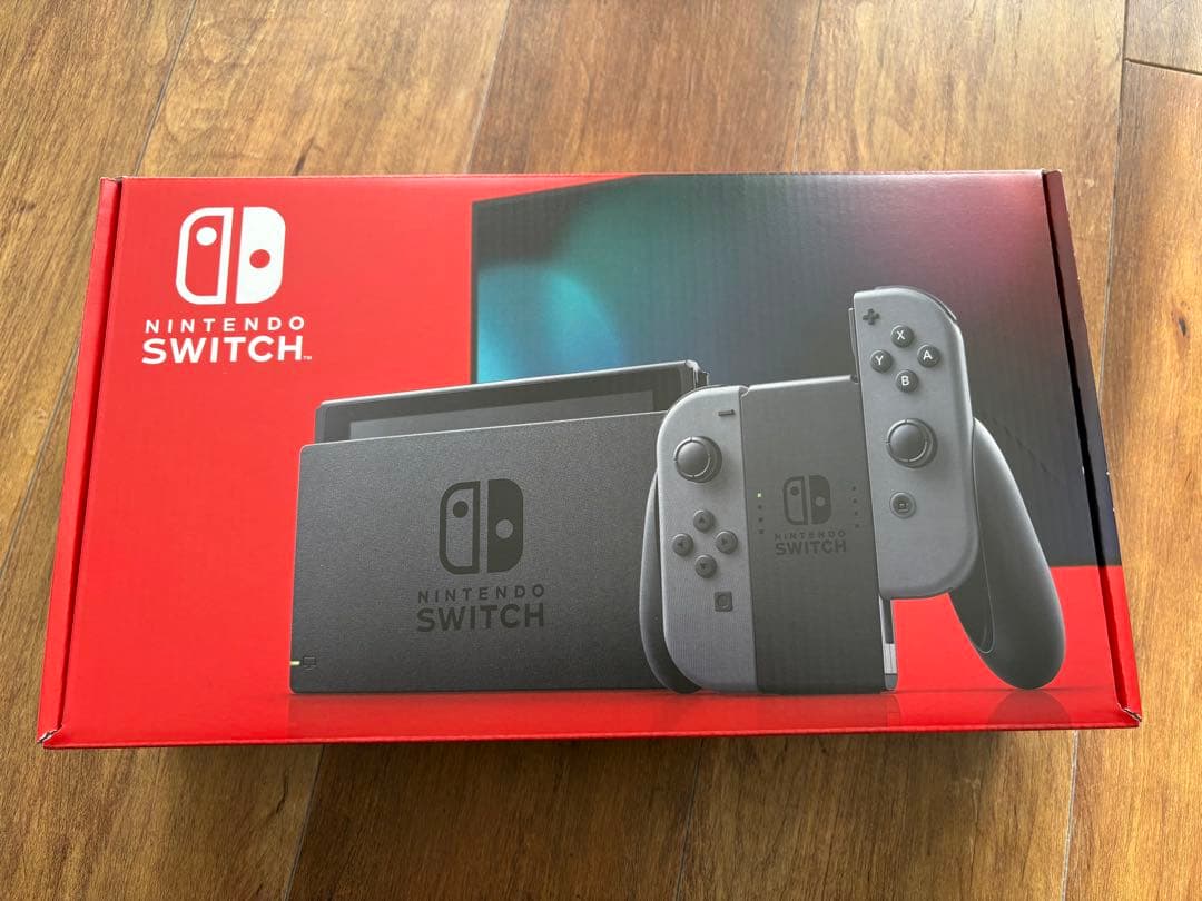 Nintendo Switch グレー本体　ハードケース付き