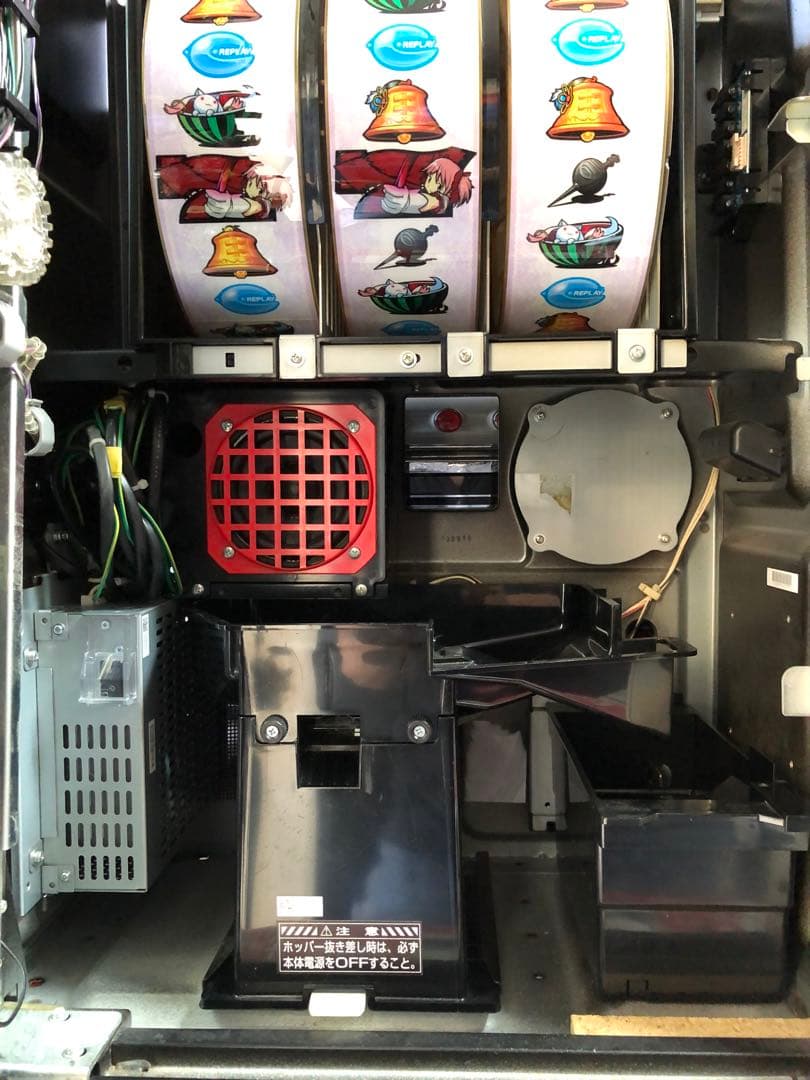 ⚠︎説明文必読⚠︎ パチスロ　魔法少女　まどかマギカ　実機+鍵等付属品(送料込)