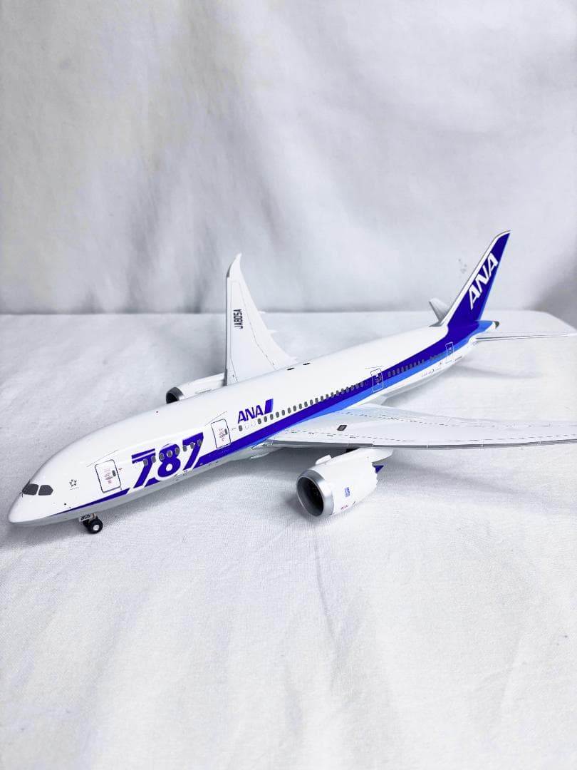ANA ◼︎ 全日空商事　logo marking・JA805A　特別塗装　レア