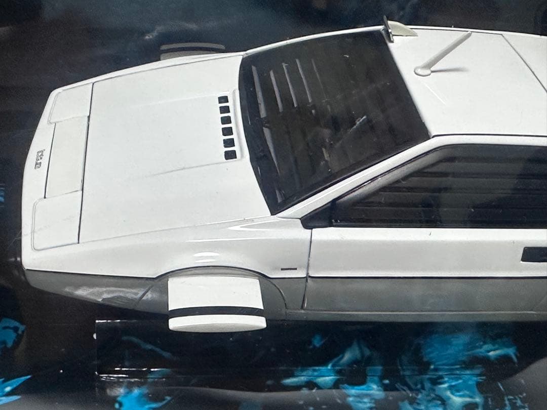 1/18 オートアート ロータス エスプリ 007 私を愛したスパイ サブマリン