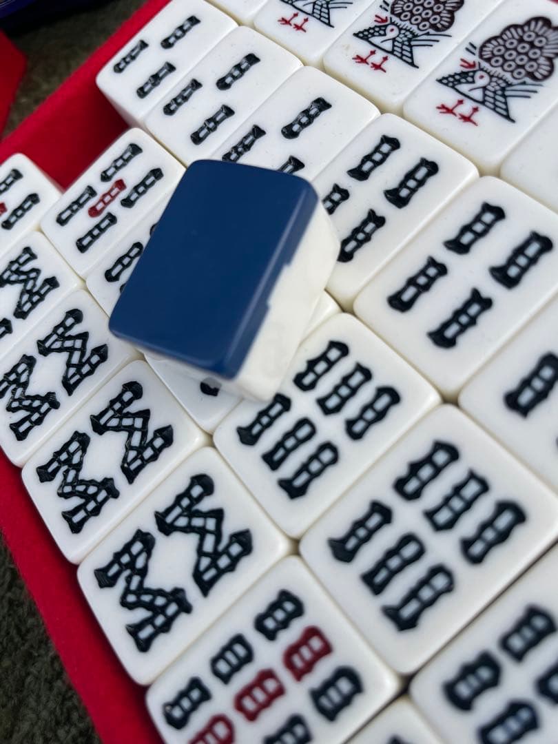 任天堂　役満ブルー　麻雀牌　牌綺麗　練り牌　青　ダイヤ牌