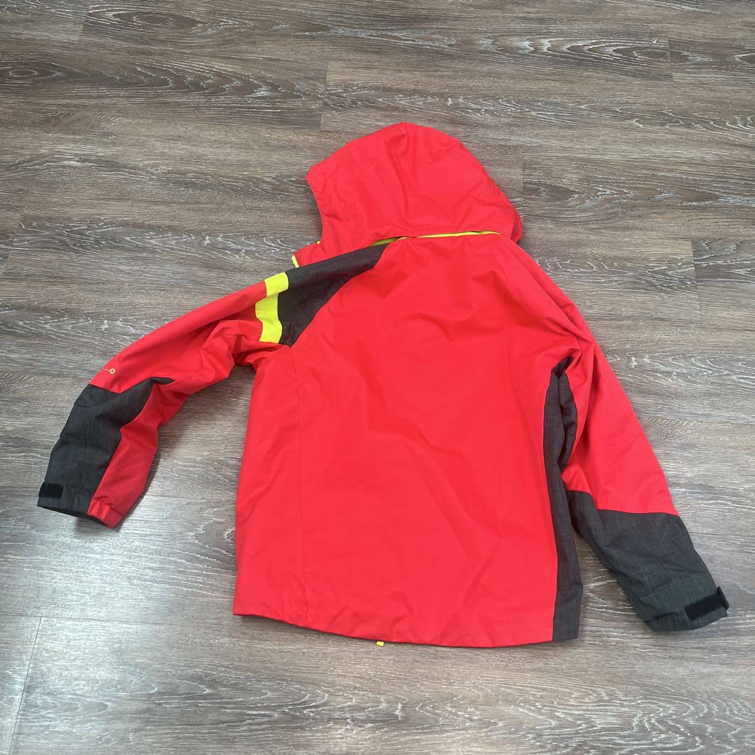 デサント　美品　　セットアップ　上下　スキーウェア　160 男の子