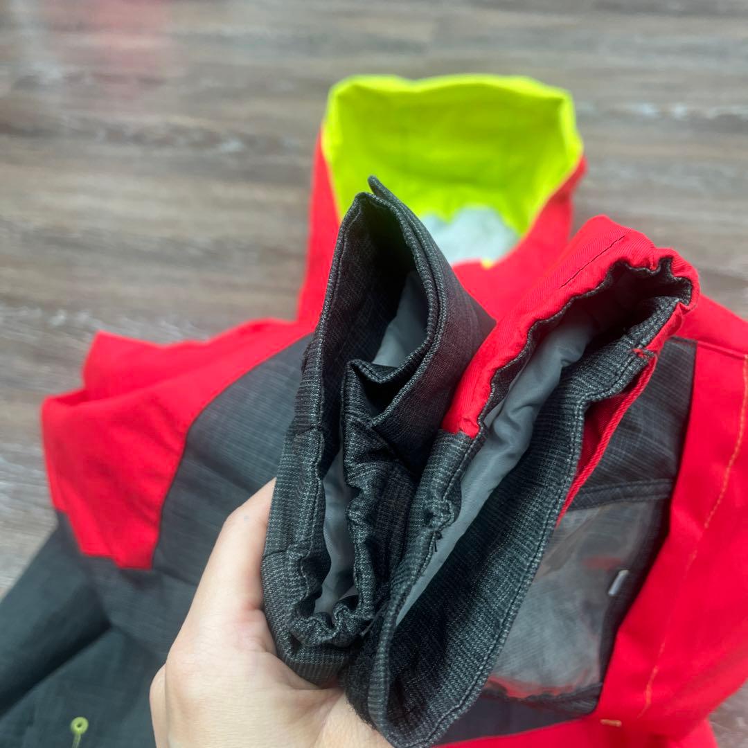 デサント　美品　　セットアップ　上下　スキーウェア　160 男の子