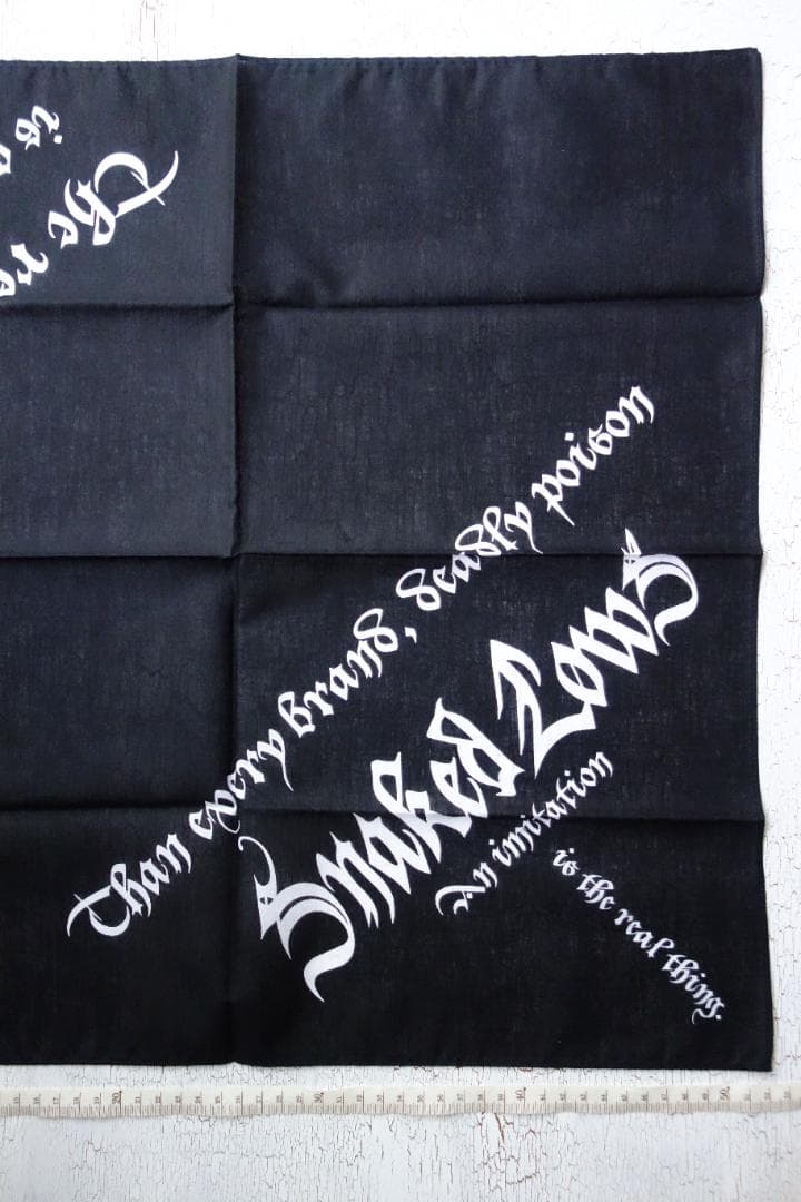 スネイキッドロウズ 初期ブレスレット バンダナとステッカー付