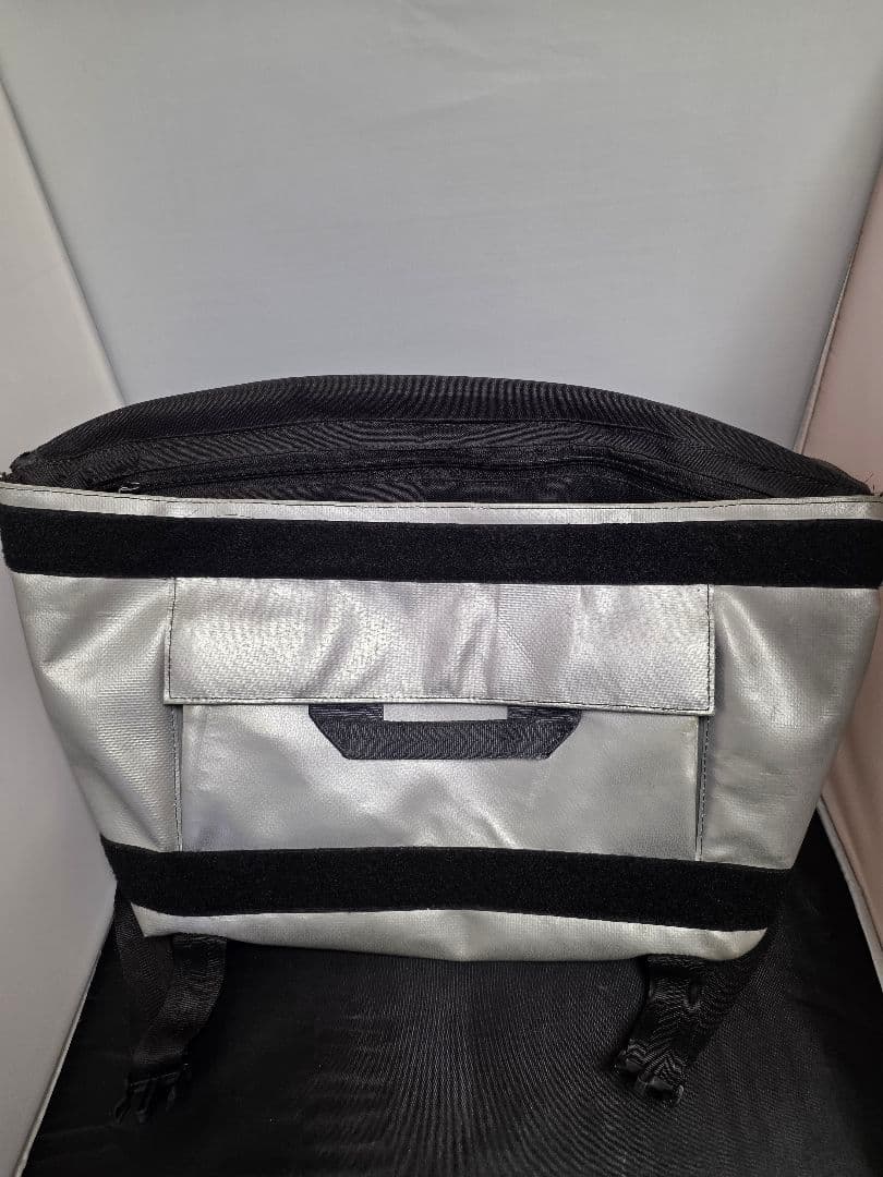 【廃盤】フライターグ F18REX Freitag バッグ シルバー ホワイト