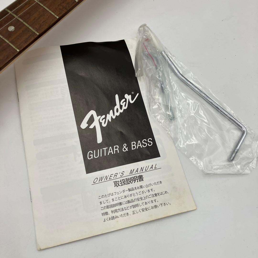 Squier by Fender ストラトキャスター ケース付き　エレキギター