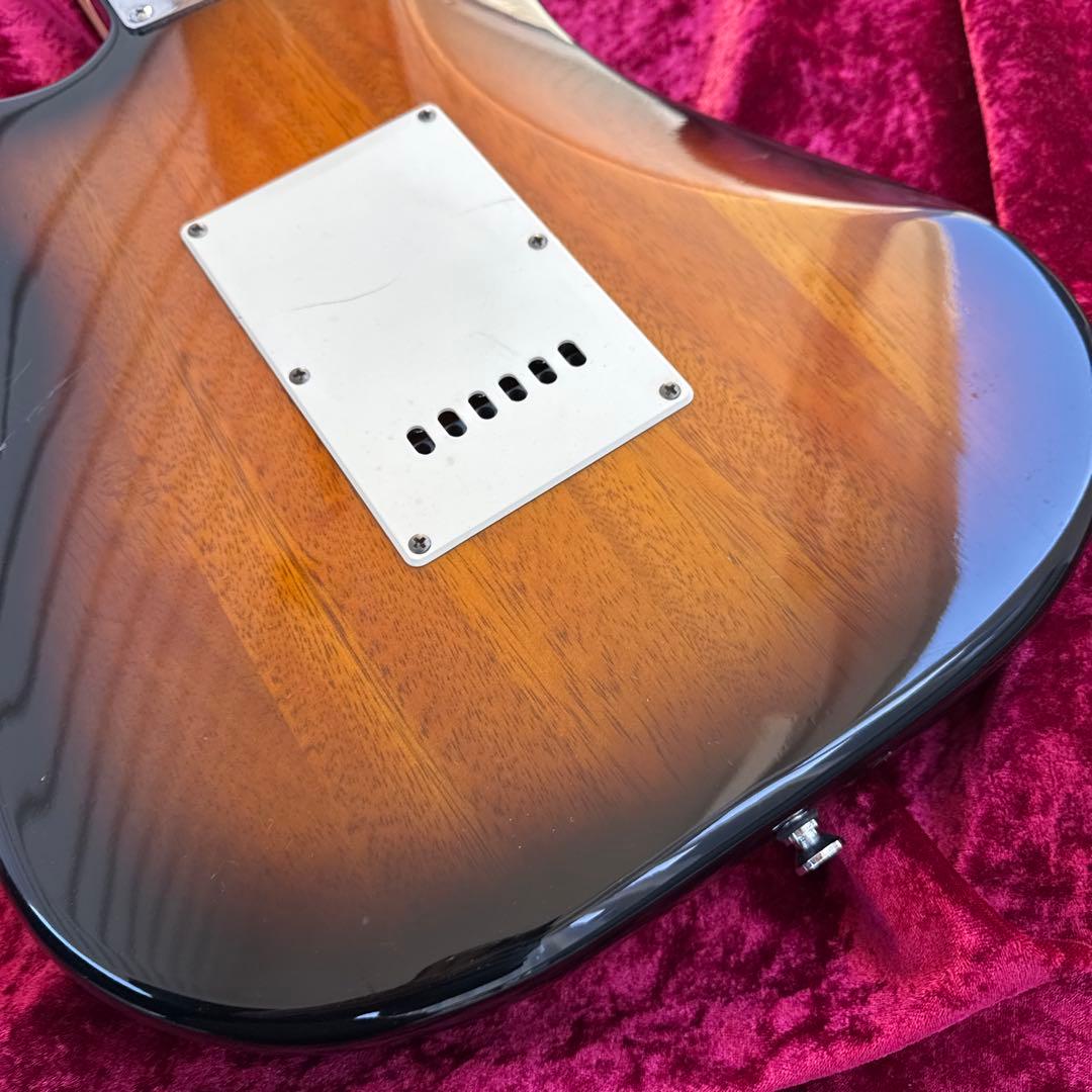 美品 メンテ済 Squier BULLET STRATOCASTER 3TS