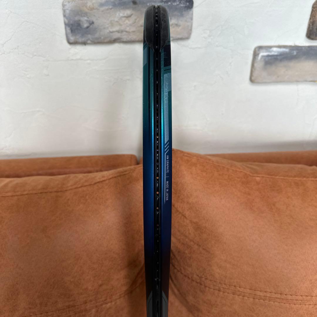 美品　YONEX EZONE 100L 2022 テニスラケット
