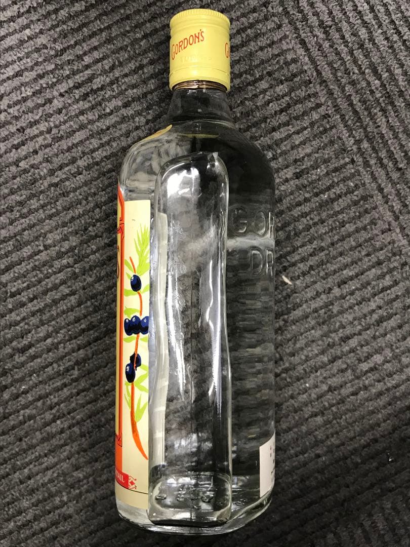GORDON’S DRY GIN ジン　750ml