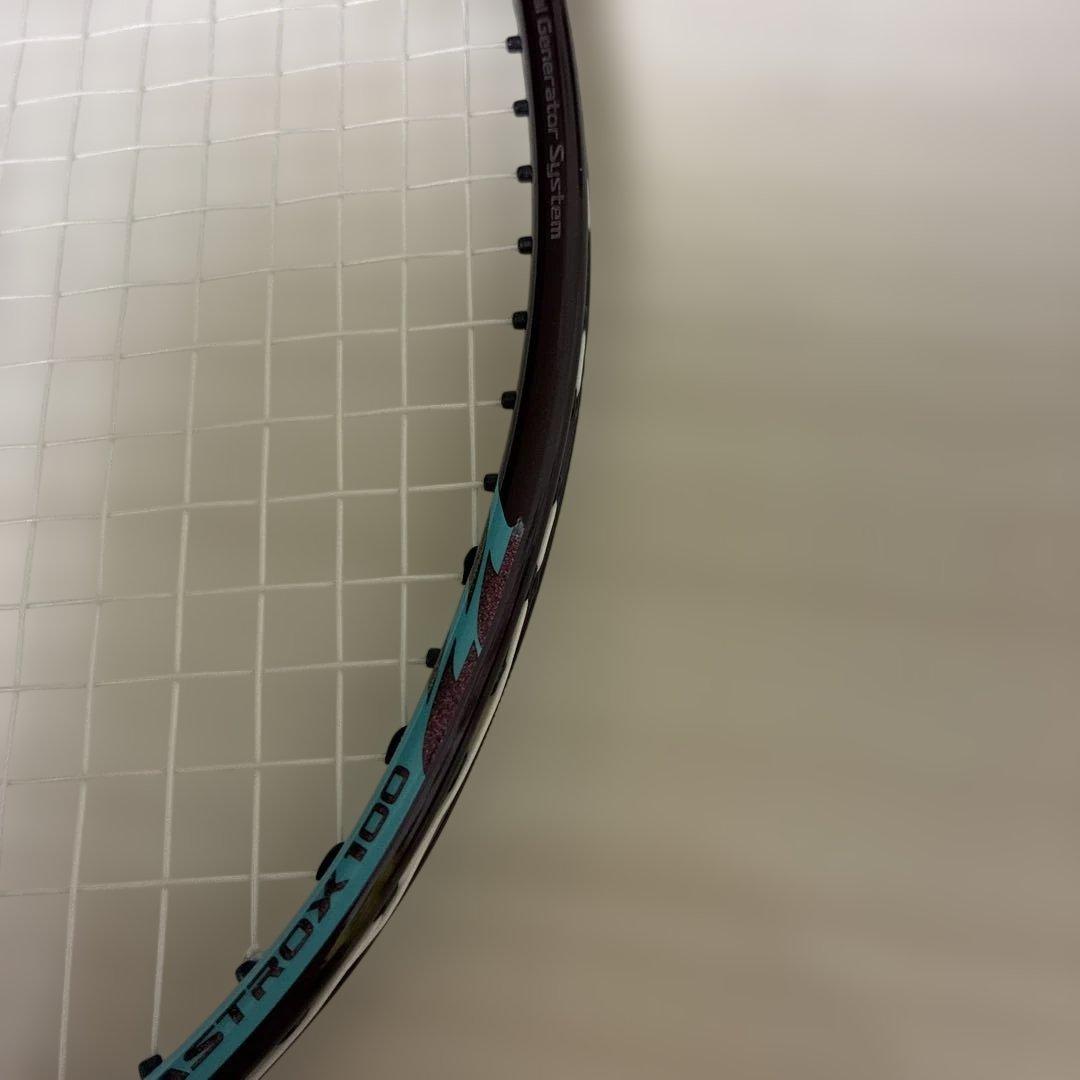 YONEX アストロクス100zz 3UG5 クレナイ　国内正規品　超美品