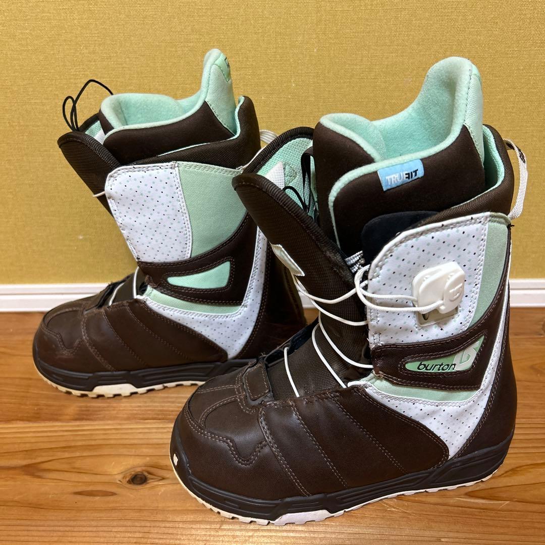スノーボード3点セット 板 ビンディング ブーツ　Burton