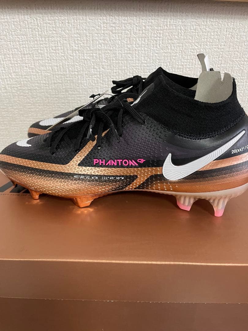 NIKEナイキサッカースパイク ファントムGT2エリートDF FG 27.0㎝