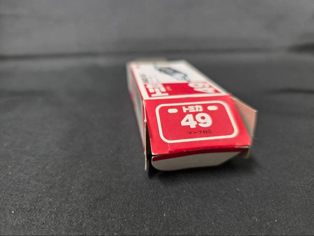 トミカ赤箱49マーチ85G(日本製)希少モデル