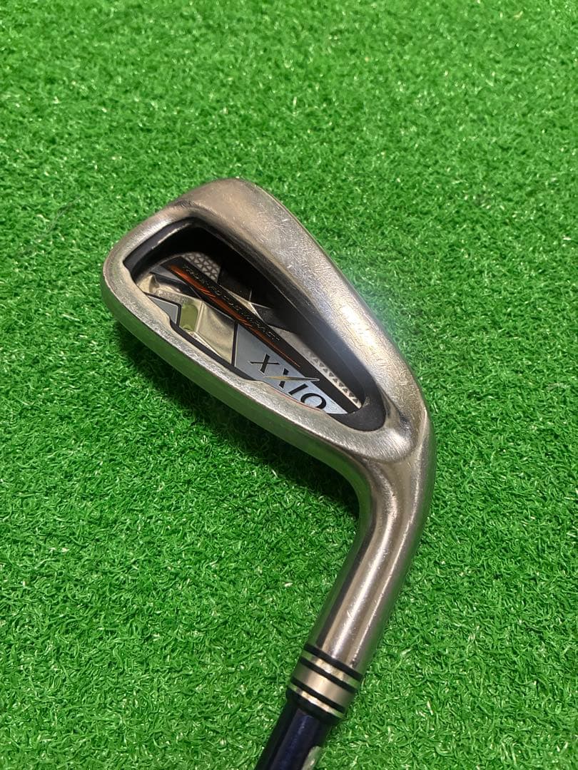 XXIO10 2018年モデル 4番アイアン シャフトR 純正グリップ 単品