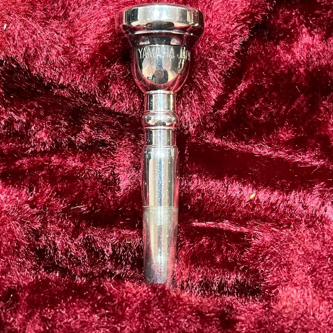 ヤマハ　トランペット　YTR-236