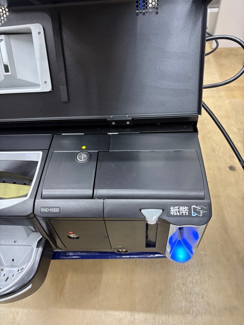 自動釣銭機　GLORY　RT-N300　RAD-N300　レジ　ブラック　黒