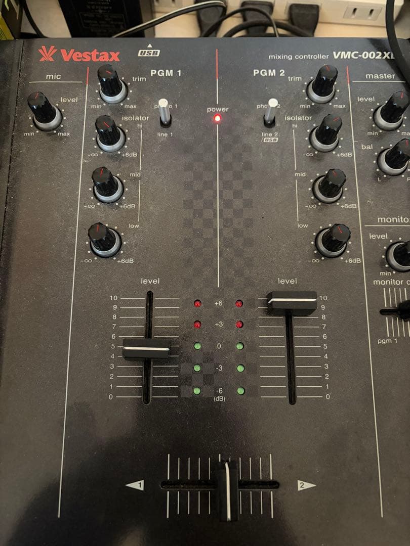 Technics ターンテーブルとミキサーカートリッジ針ヘッドホンDJセット