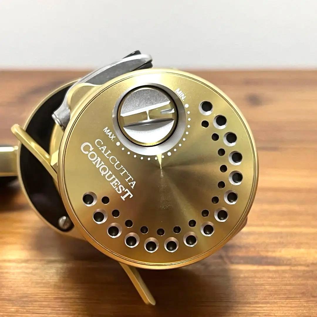 【美品】SHIMANO 14カルカッタ コンクエスト 100 ノーマルギア 右